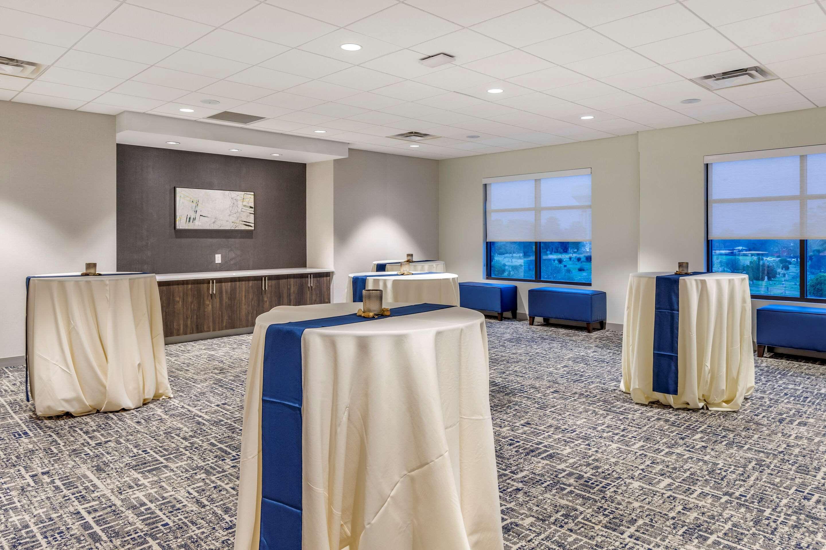 Cambria Hotel Rock Hill - University Center エクステリア 写真