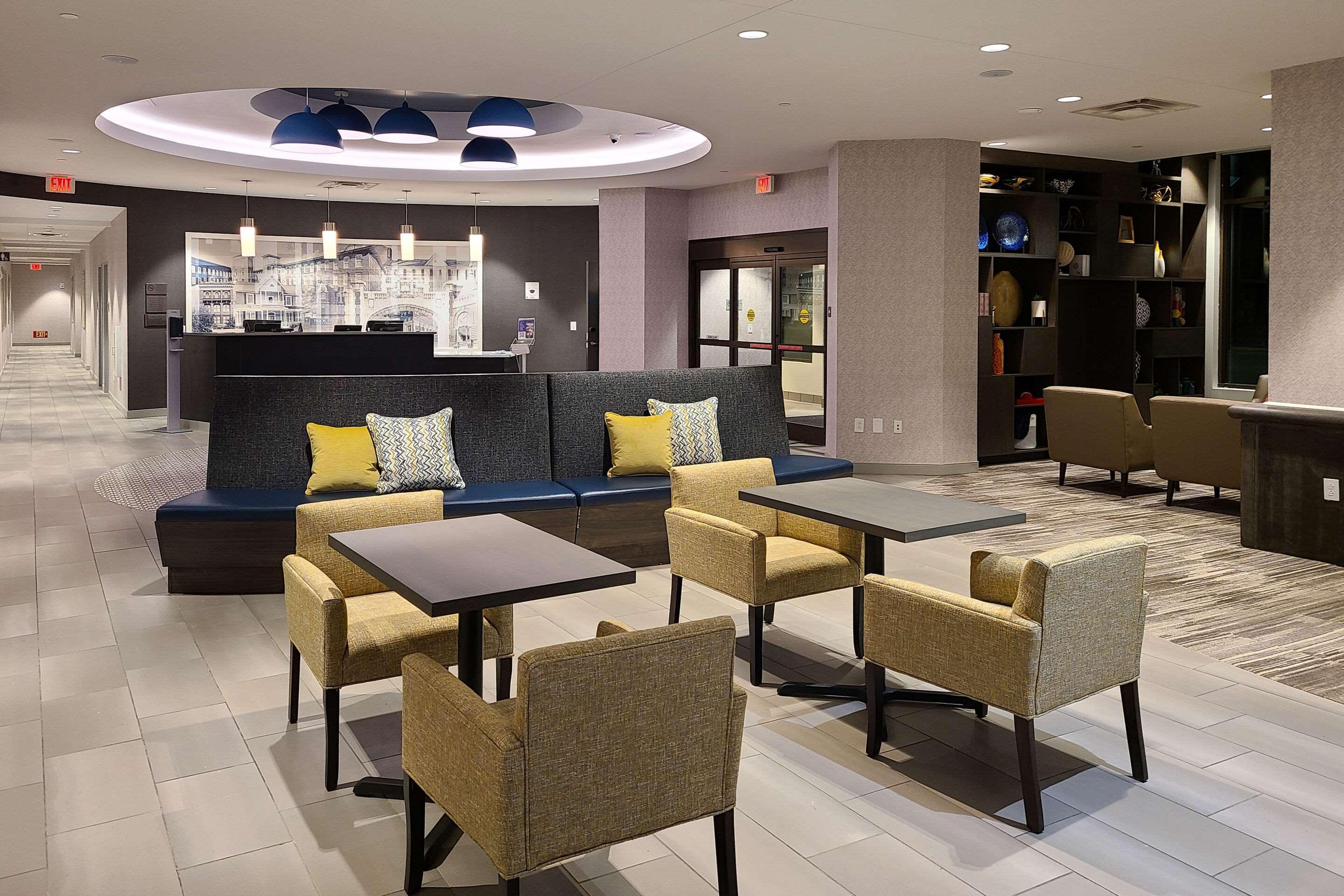 Cambria Hotel Rock Hill - University Center エクステリア 写真