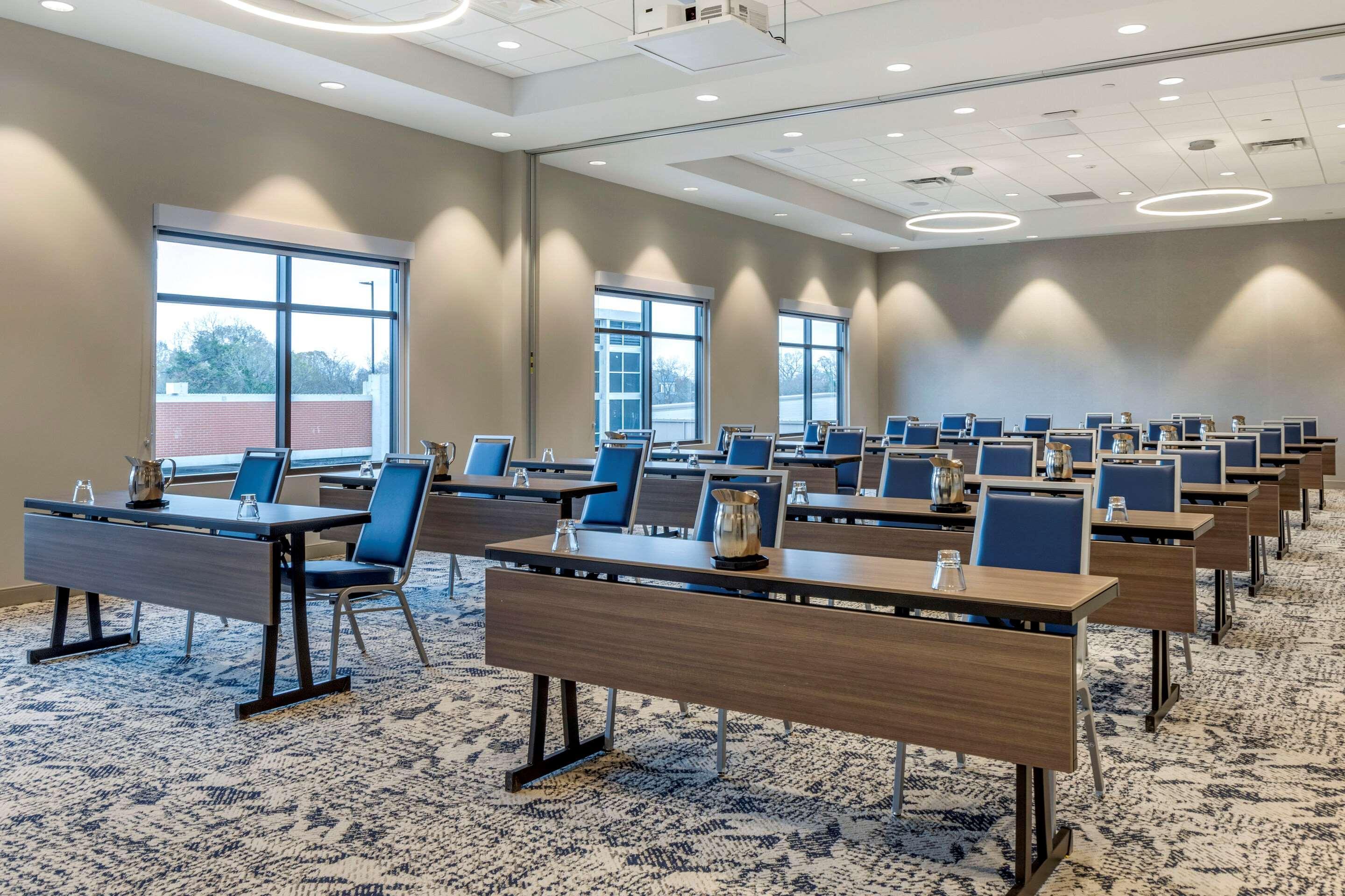 Cambria Hotel Rock Hill - University Center エクステリア 写真