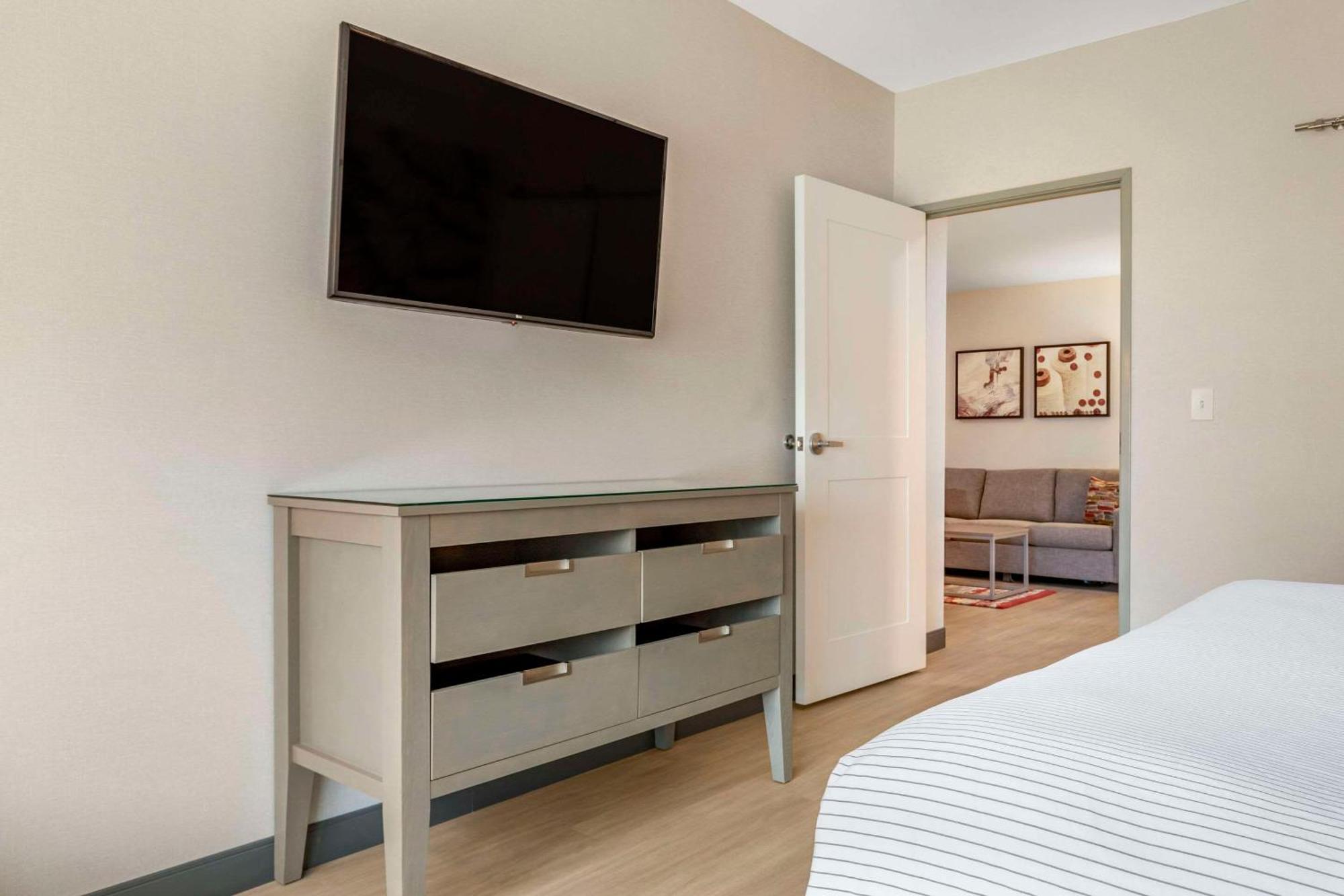 Cambria Hotel Rock Hill - University Center エクステリア 写真